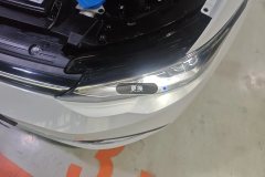 Left Front Headlight Assembly