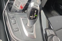 2017 BMW 3 Series 2017 2.0T AT 320LiFashion #16