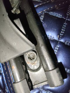 Passenger Seat Rail & Frame