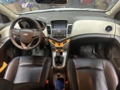 2015 Chevrolet Cruze Sedan 2015 1.5 MT ClassicSL #2