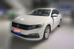 2020 Volkswagen Bora Sedan 2020 1.5 MT Comfort #1