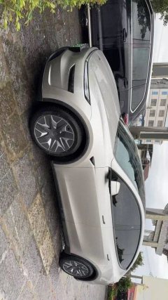 2025 Tesla Model Y L 2025 Long Range AWD Edition #6