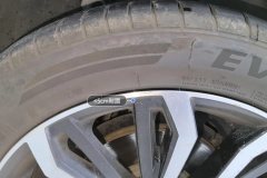 Right Front Wheel Hub
