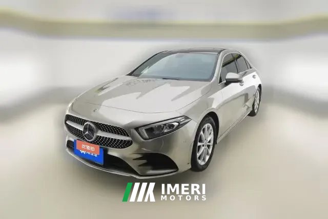 2020 Mercedes-Benz A-Class 2020 1.3TAT A200LSportsedan chairFashion Facelift