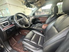 2019 GAC Trumpchi Trumpchi GS8 2020 2.0T AT 390TLuxurySmart Connect7Seat FWD #9