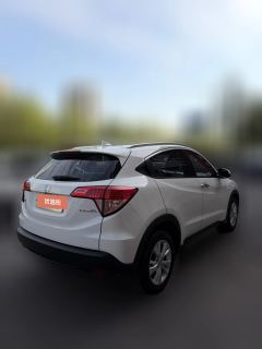 2017 Honda Vezel 2017 1.5 AT Comfort FWD #4