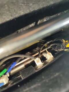 Passenger Seat Rail & Frame