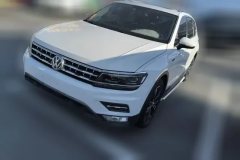 2017 Volkswagen Tiguan L 2017 1.8T AT 330TSIFlagshipFWD #1