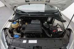 2017 Volkswagen Jetta 2015 1.6 MT Fashion #7