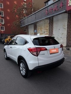 2017 Honda Vezel 2017 1.5 AT Comfort FWD #6