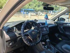 2018 Volkswagen Tiguan L 2018 2.0T AT 330TSILuxury FWD #3