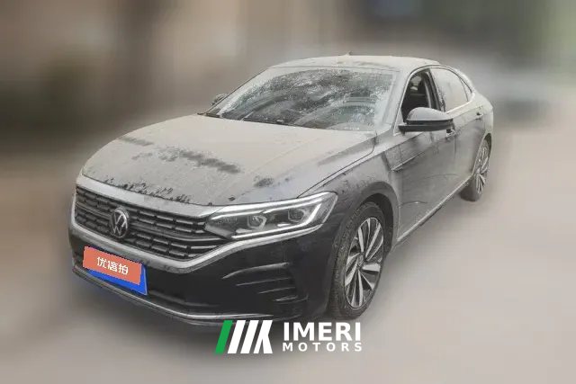 2022 Volkswagen Passat 2022 2.0T AT 330TSI Luxury
