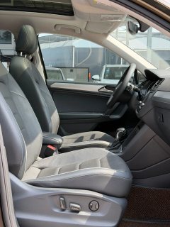 2017 Volkswagen Tiguan L 2017 1.8T AT 330TSIFlagshipFWD #12