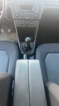 2015 Volkswagen Jetta 2013 1.6 MT Fashion #9