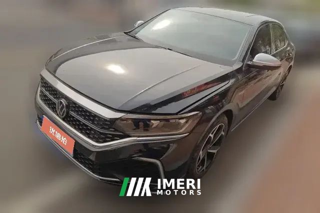2024 Volkswagen Passat 2024 380TSI Dragon Soaring in the Starry SkyEdition