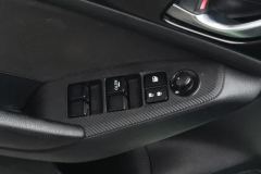 2016 Mazda Mazda3 Axela Sedan 2016 1.5 AT Luxury #12