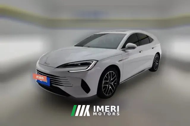 2024 BYD Seal 2024 Glory DM-i 1.5L AT 121kmLuxury