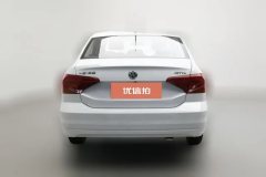 2018 Volkswagen Jetta 2017 1.4 MT Fashion #4