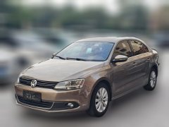 2015 Volkswagen Sagitar 2014 1.6 AT Comfort Facelift #1