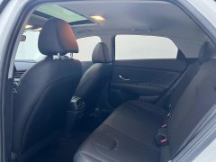 2021 Hyundai Elantra Sedan 2022 1.5L CVTAT LUXPremium #6