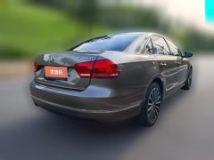 2015 Volkswagen Passat 2015 1.8TSI AT DSGYu ZunEdition #3