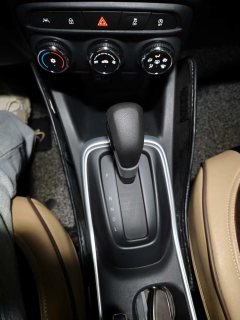 2020 Chevrolet Trax 2021 1.3T AT Redline 335T CVTrespectEdition China VI #4