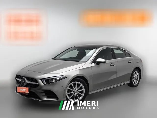 2020 Mercedes-Benz A-Class 2020 1.3T AT A200LSportsedan chair