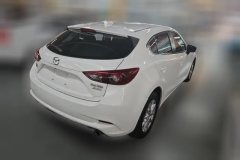 2018 Mazda Mazda3 Axela Hatchback 2016 1.5 AT Luxury #3
