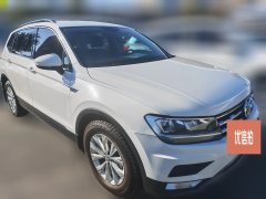 2018 Volkswagen Tiguan L 2018 2.0T AT 330TSIFashionFWD #3