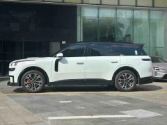 2025 Lynk & Co Lynk & Co 900 2025 2.0T Ultra #5