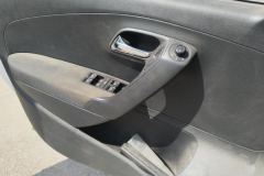 2017 Volkswagen Polo Hatchback 2016 1.4 MT Fashion #7