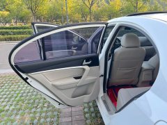 2015 Geely Auto Emgrand Sedan 2014 1.5 MT Elite #12