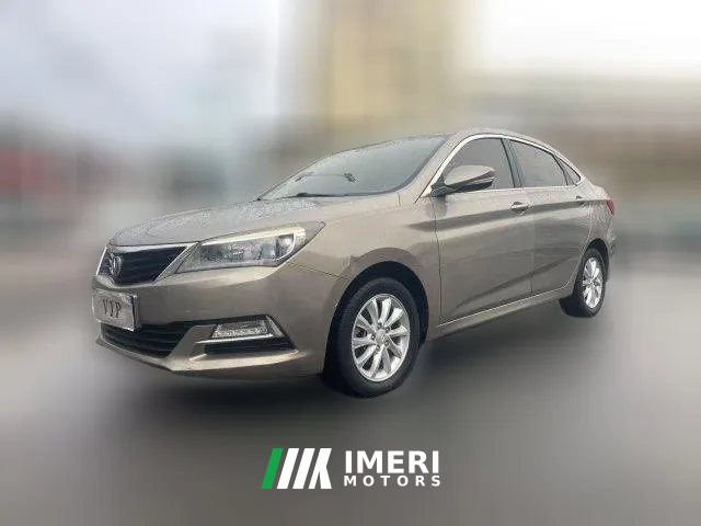 2018 Chang'an Yuexiang V7 2016 1.6 AT happy to move China V
