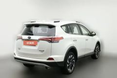 2017 Toyota RAV4 2016 2.5L AT 4WDElite #2