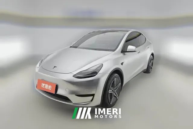 2024 Tesla Model Y 2023 rear wheel driveEdition