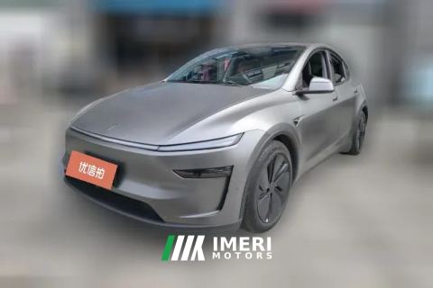 2025 Tesla Model Y 2025 rear wheel drive First Edition