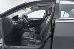 2017 Volkswagen Sagitar 2017 1.6 MT Comfort #13