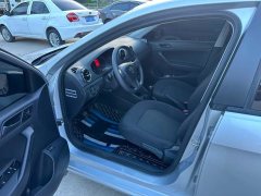 2017 Volkswagen Jetta 2017 1.4 MT Fashion #7