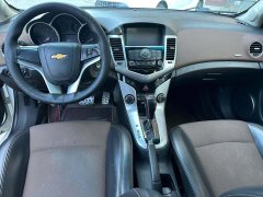 2014 Chevrolet Cruze Hatchback 2013 1.6 AT Luxury #8