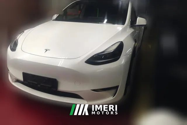 2024 Tesla Model Y 2024 Long Rangeall wheel driveEdition