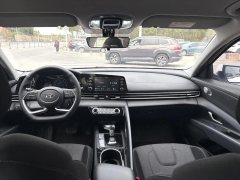 2023 Hyundai Elantra Sedan 2022 1.5L CVT GLSLeading #4