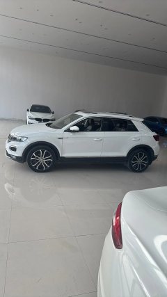 2019 Volkswagen T-Roc 2018 1.4T AT 280TSILuxury FWD #2
