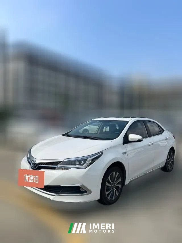 2020 Toyota Corolla Twin Engine E+ 2019 1.8 AT Luxury HEV