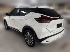2023 Nissan Kicks 2022 1.5L AT XV Luxury #10