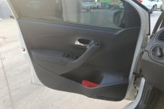 2018 Volkswagen Polo Hatchback 2016 1.4 MT Fashion #7