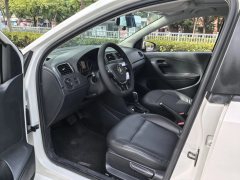 2017 Volkswagen Polo Hatchback 2016 1.6 AT Comfort #5