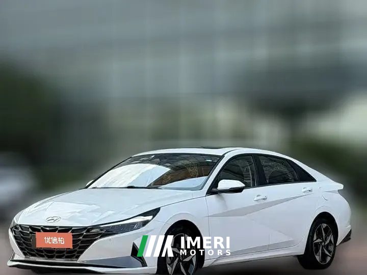 2022 Hyundai Elantra Sedan 2022 1.5L CVTAT LUXPremium