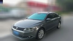 2015 Volkswagen Sagitar 2015 1.6 MT Fashion #1