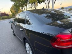 2018 Volkswagen Passat 2017 1.8T AT 330TSIYu ZunEdition #9