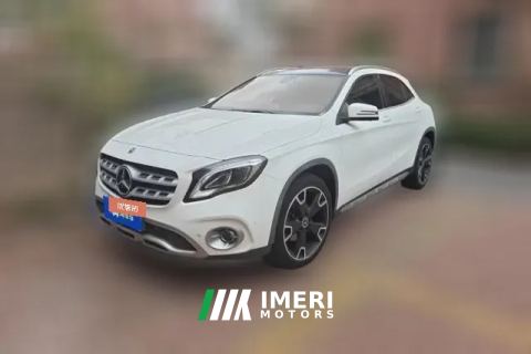 2018 Mercedes-Benz GLA-Class 2017 2.0T AT GLA220Fashion4WD